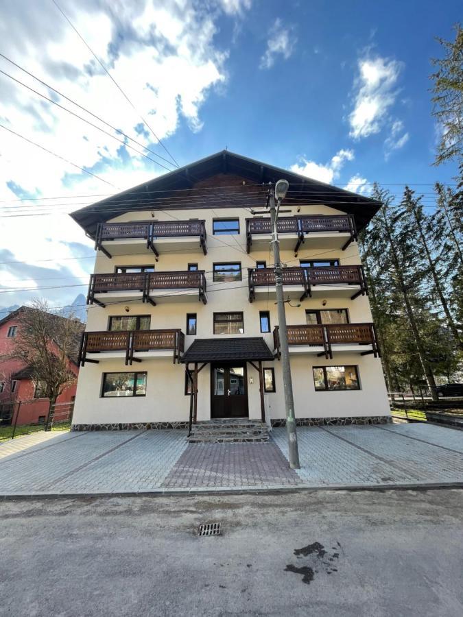 Castle Residence Apt. Zamorei Busteni Bagian luar foto