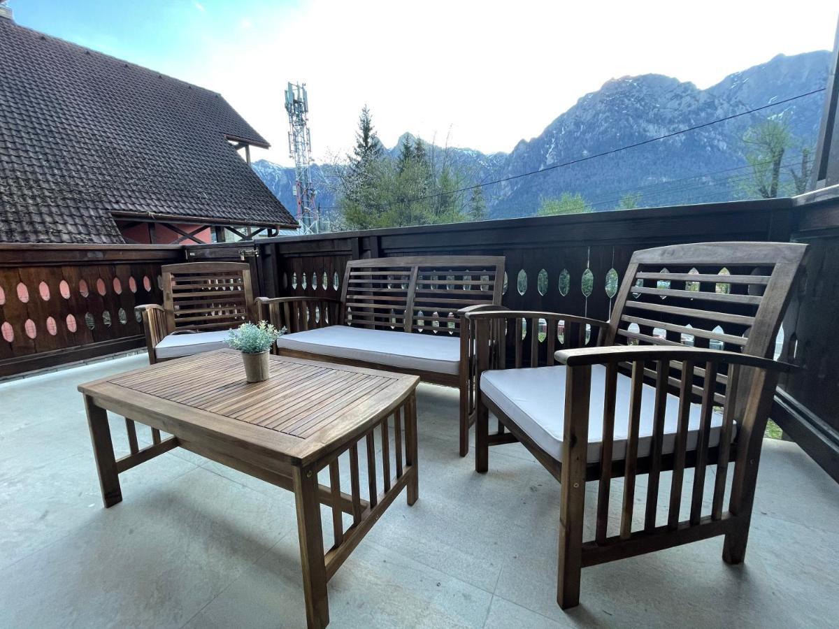 Castle Residence Apt. Zamorei Busteni Bagian luar foto