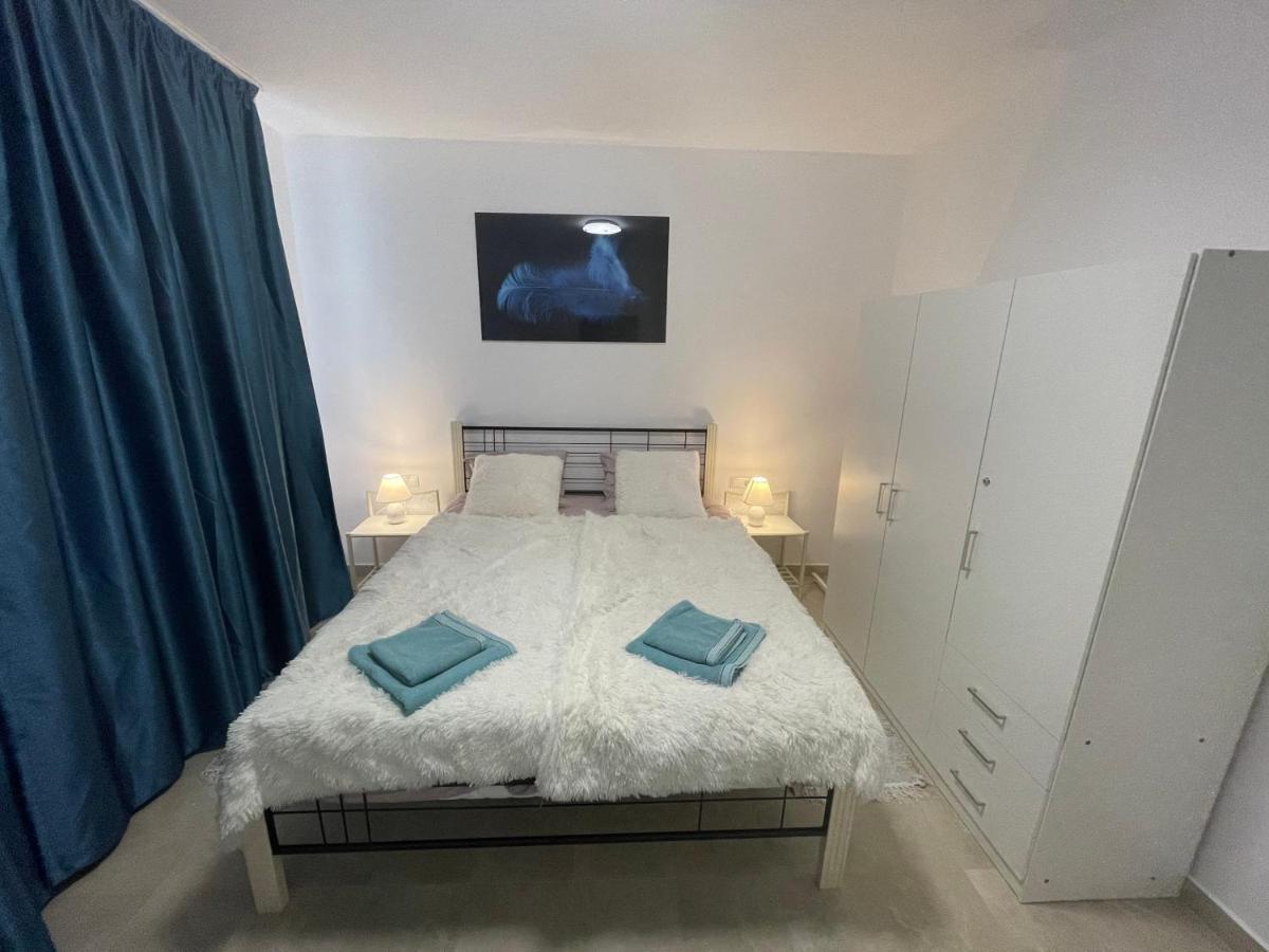 Castle Residence Apt. Zamorei Busteni Bagian luar foto